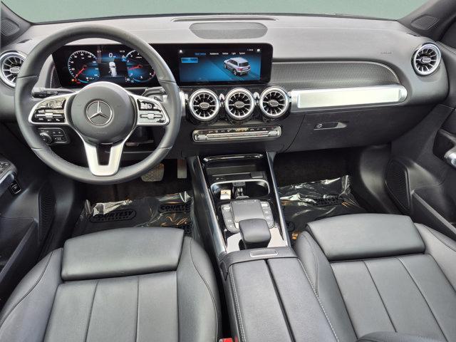 2023 Mercedes-BENZ GLB — миниатюра 12