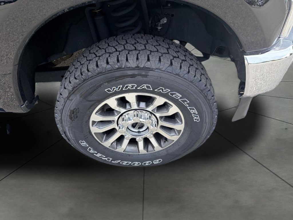 2021 FORD F-350 LARIAT — фото 8
