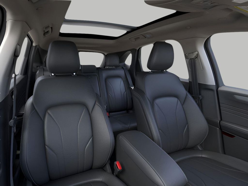 صورة 10 لـ 2025 FORD ESCAPE PHEV BASE