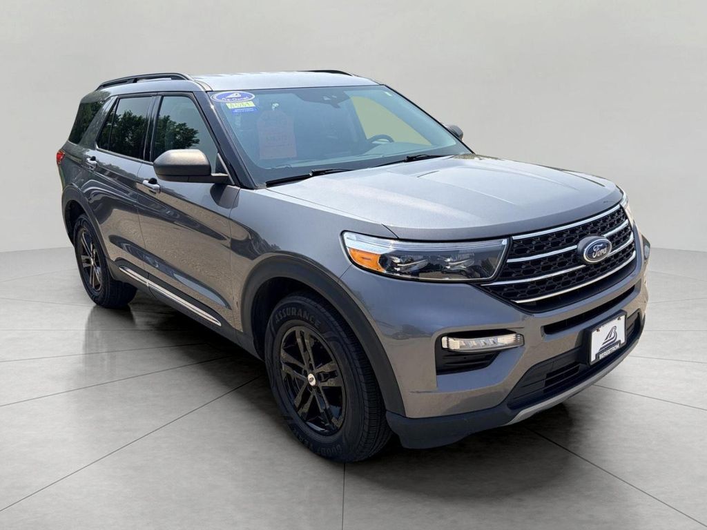 2024 FORD EXPLORER XLT — фото 1