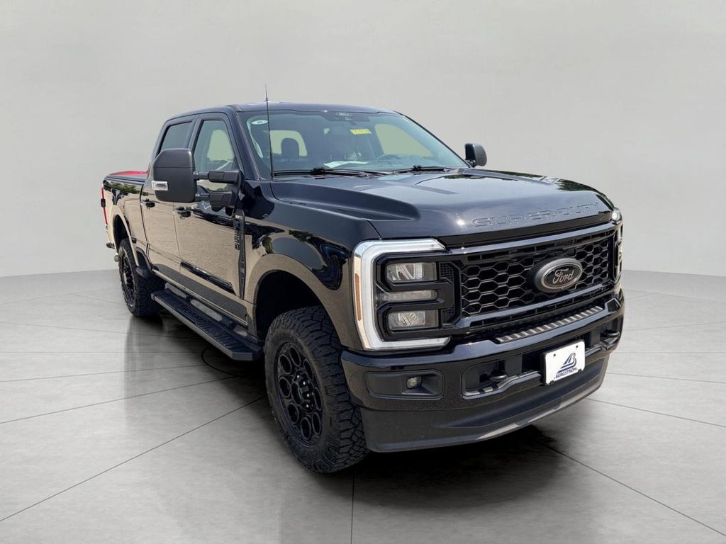 2025 FORD F-350 XLT 照片 1