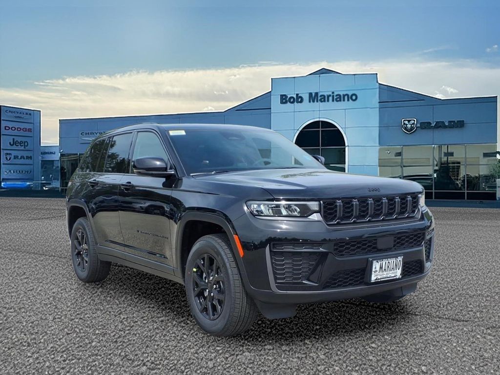 New 2026 Jeep Grand Cherokee Altitude