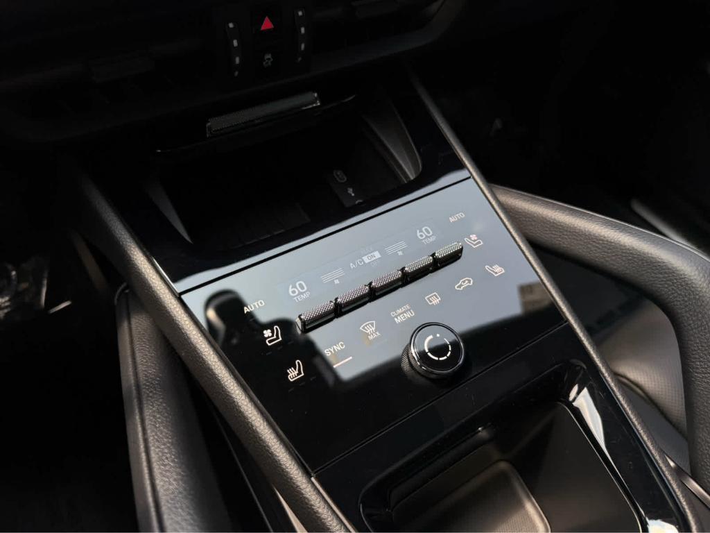 2026 Porsche CAYENNE AWD 缩略图 27