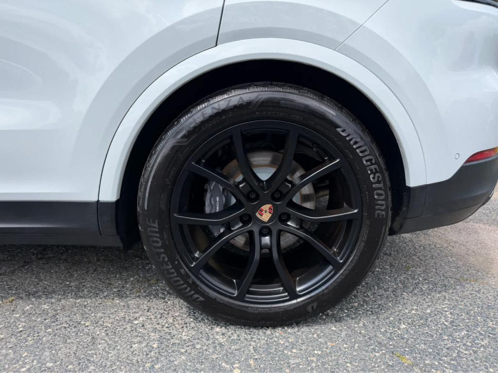 2026 Porsche CAYENNE AWD 缩略图 14