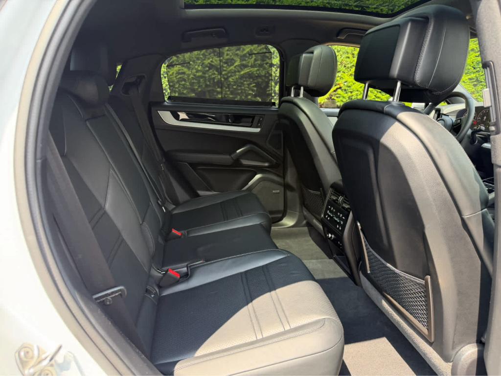 2026 Porsche CAYENNE AWD 缩略图 20