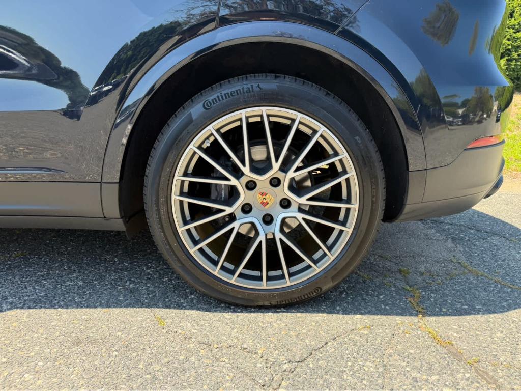2023 Porsche CAYENNE PLATINUM EDITION — миниатюра 12