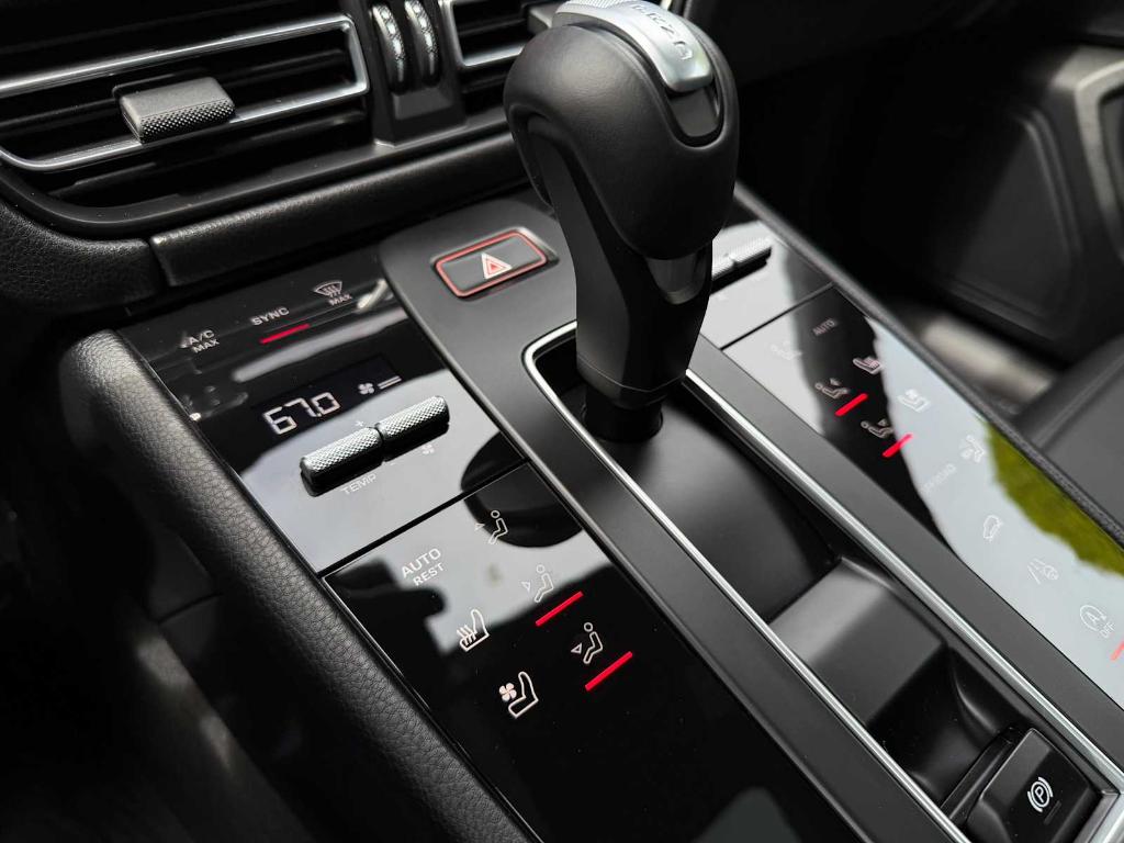 2026 Porsche MACAN — миниатюра 29