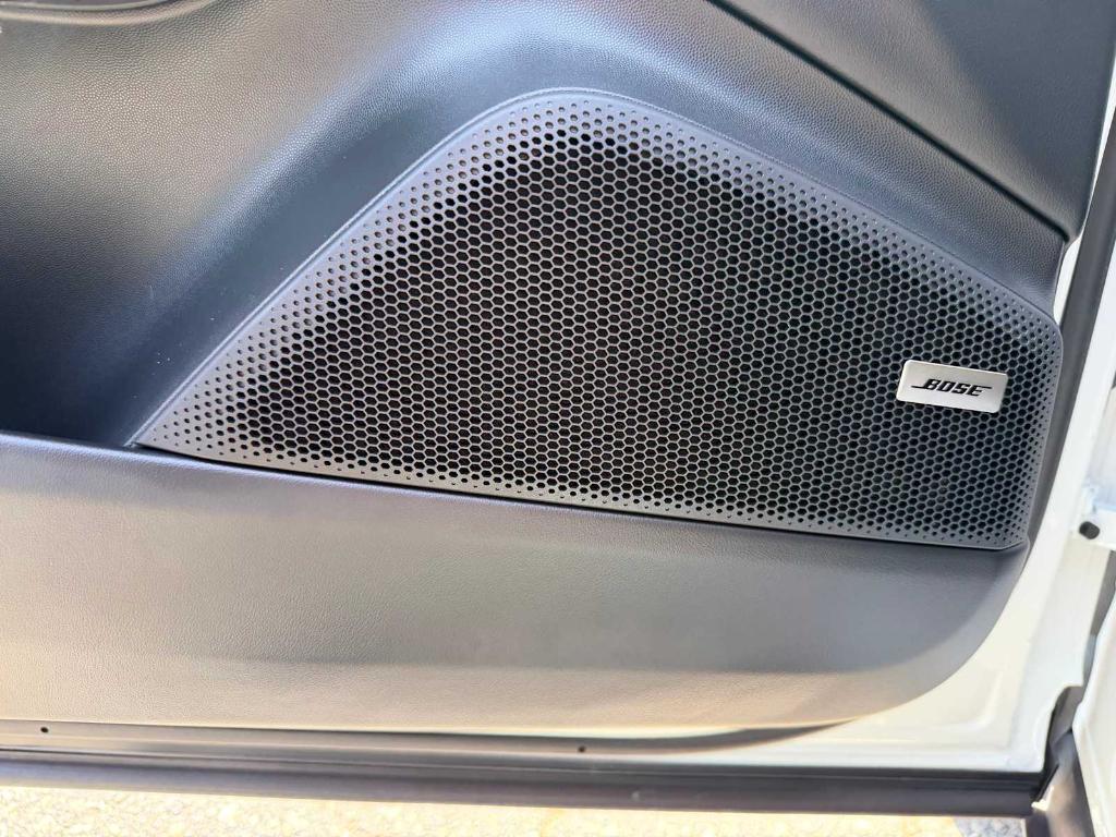 صورة مصغرة 32 لـ 2025 Porsche MACAN 4
