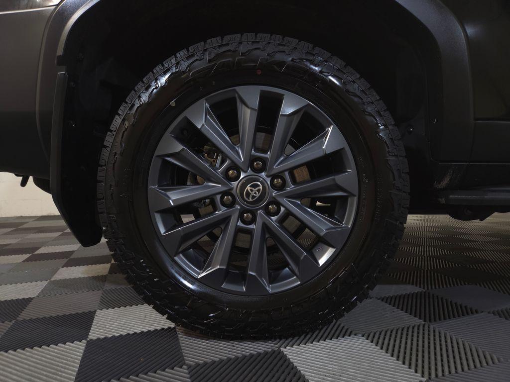 TOYOTA LAND CRUISER - 10