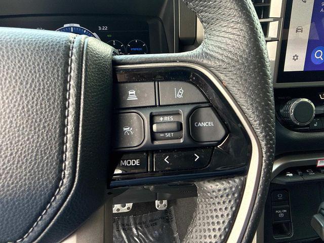 صورة مصغرة 29 لـ 2024 Toyota SEQUOIA SR5