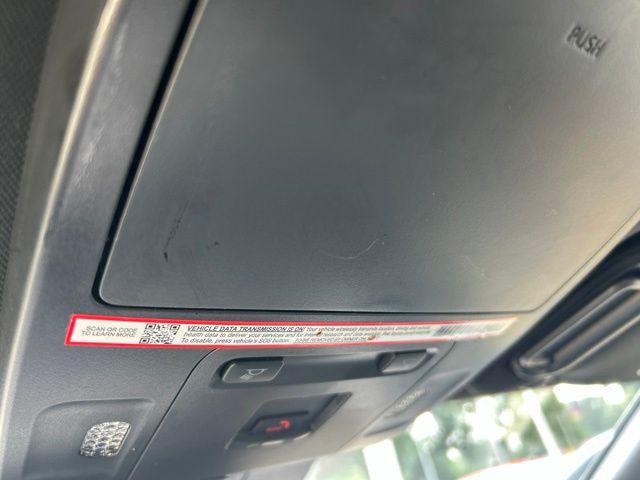 2025 Toyota CAMRY SE 缩略图 32