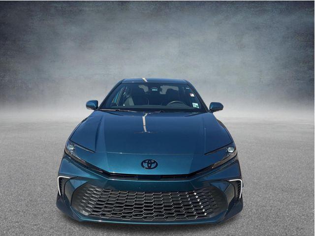 2025 Toyota CAMRY SE — фото 2