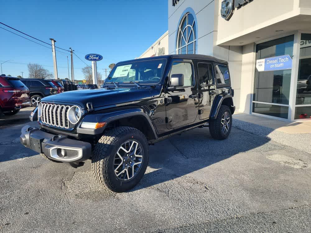 New 2025 Jeep Wrangler 4-Door Sahara 4x4