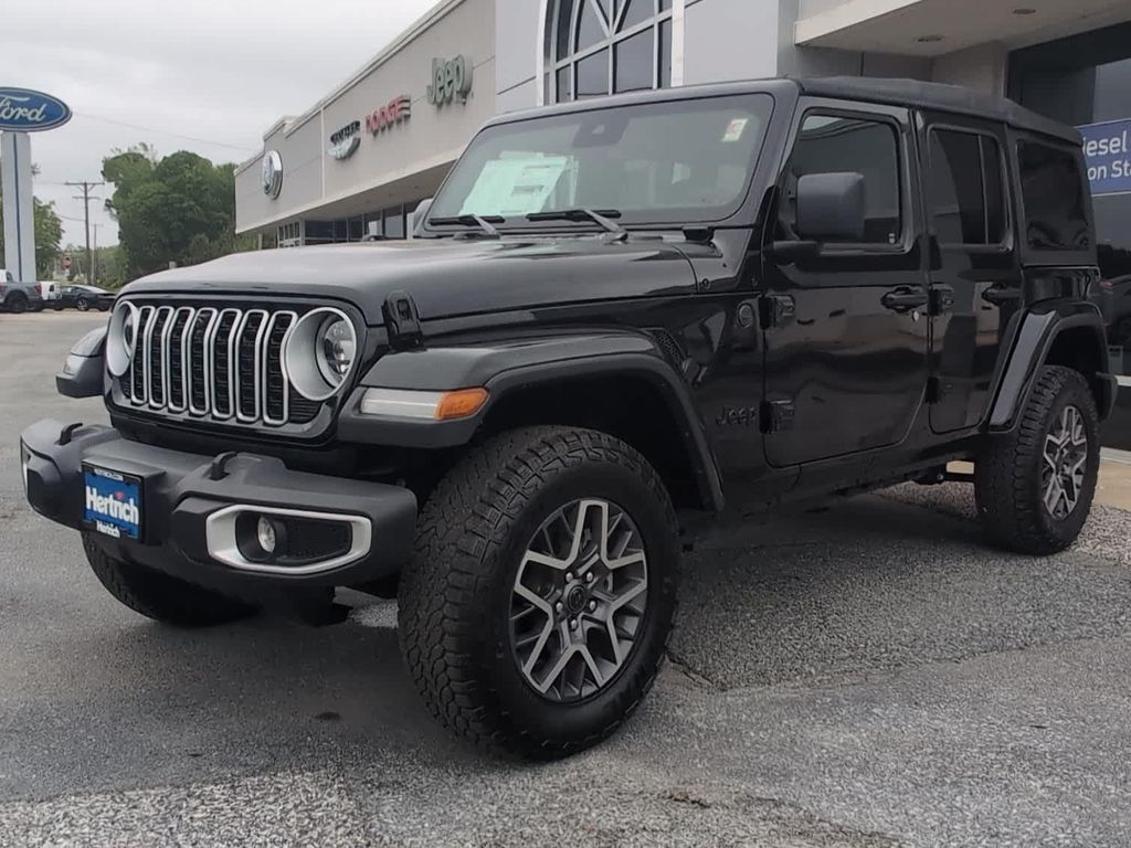 New 2025 Jeep Wrangler 4-Door Sahara 4x4