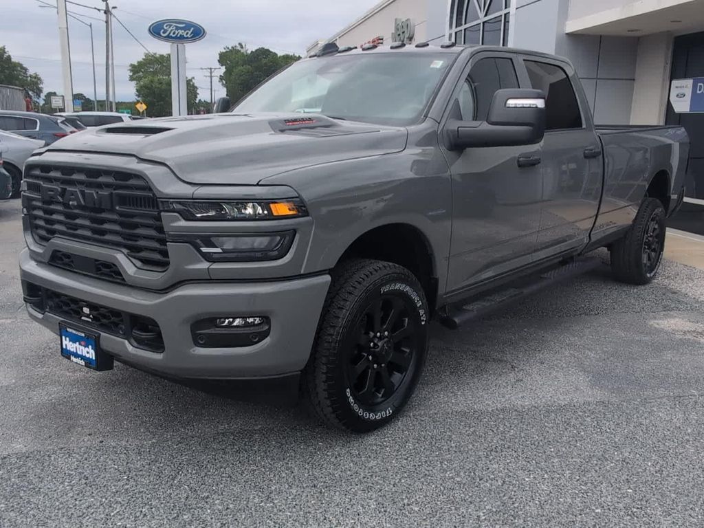 New 2026 RAM 2500 Black Express Crew Cab 4x4 8' Box