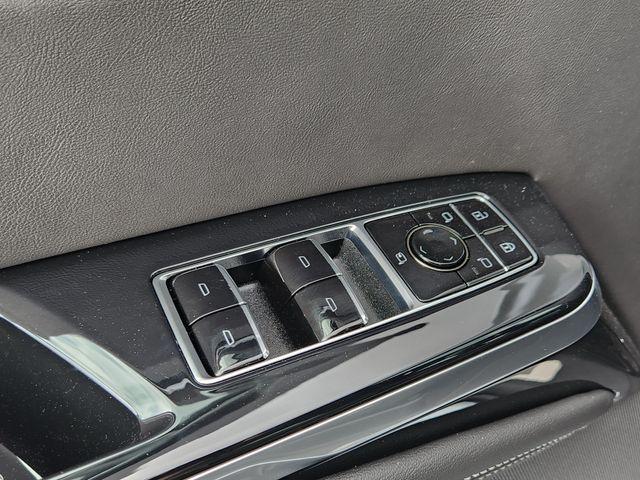 2026 Cadillac ESCALADE ESV LUXURY — миниатюра 11