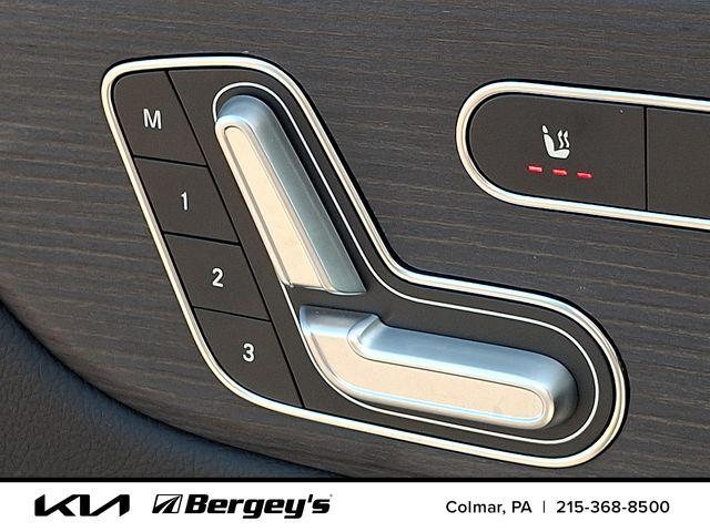 2023 Mercedes-BENZ GLB — миниатюра 30