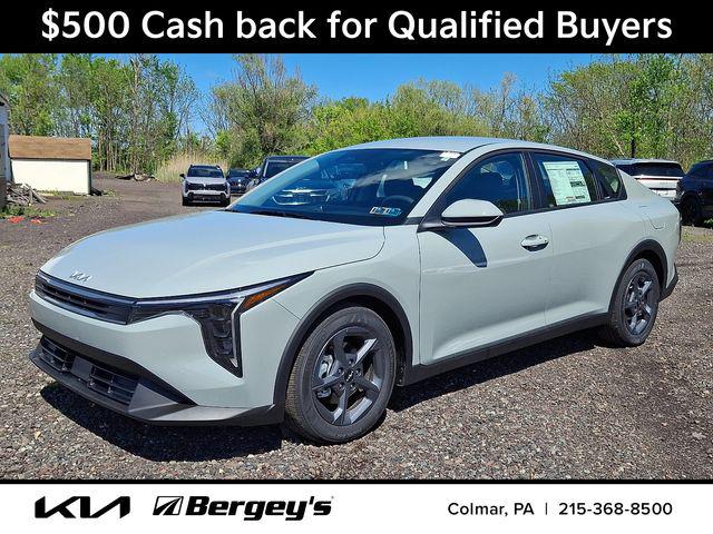 New 2026 Kia K4 LXS