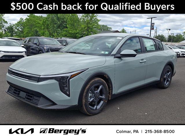 New 2026 Kia K4 LXS