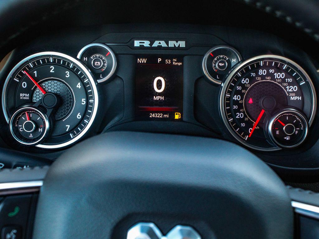 2024 RAM 1500 BIG HORN/LONE STAR — миниатюра 16