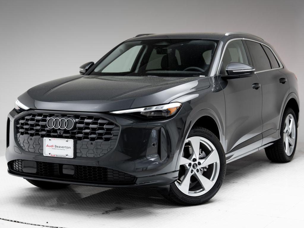 New 2025 Audi Q5 Premium Plus TFSI quattro S tronic