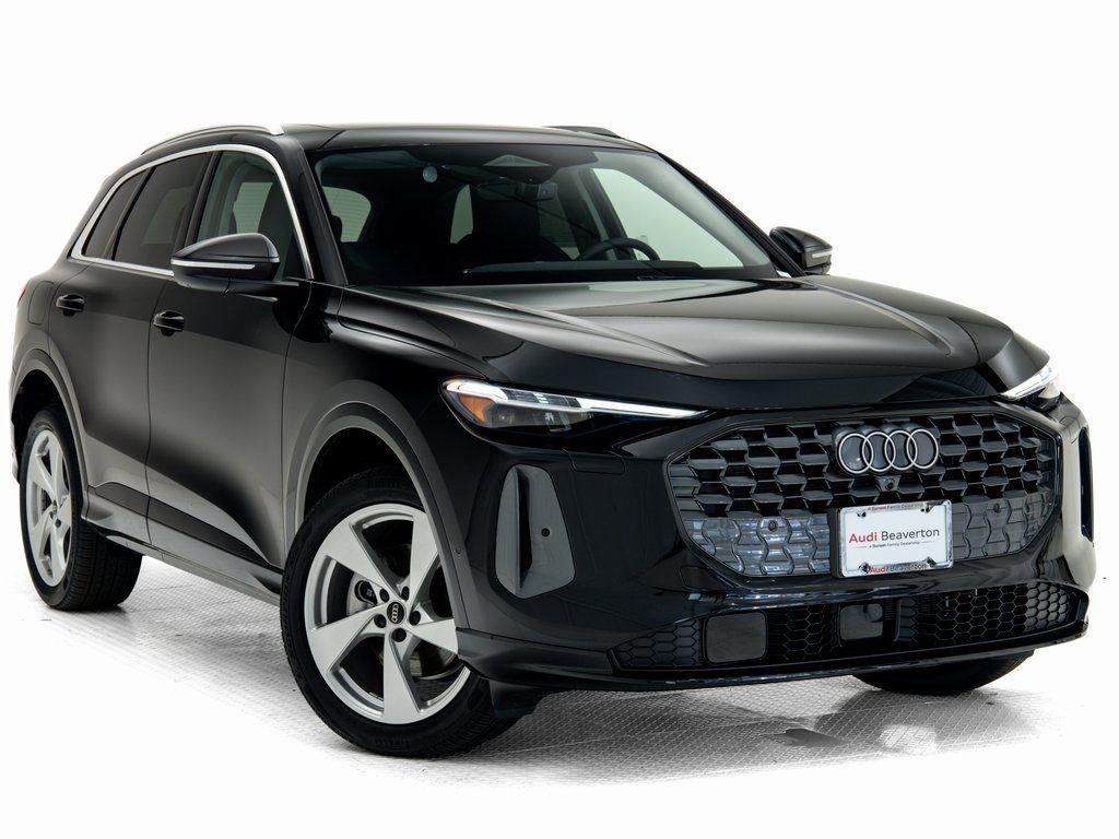 New 2025 Audi Q5 Premium Plus TFSI quattro S tronic