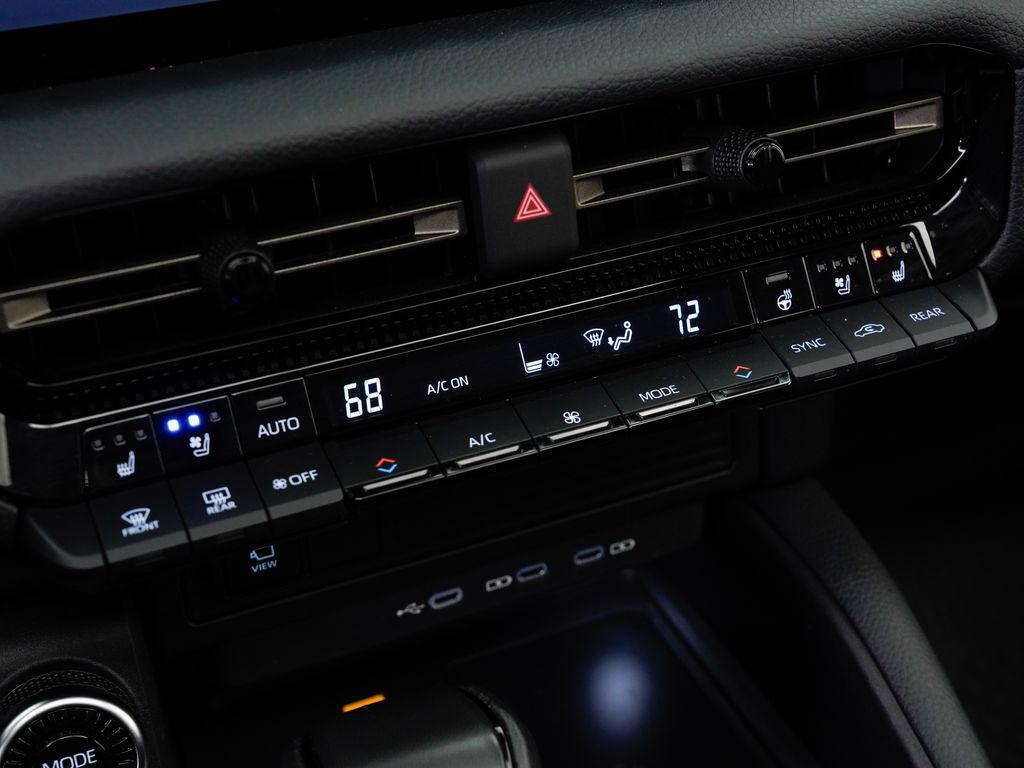 صورة مصغرة 24 لـ 2025 Toyota LAND CRUISER BASE