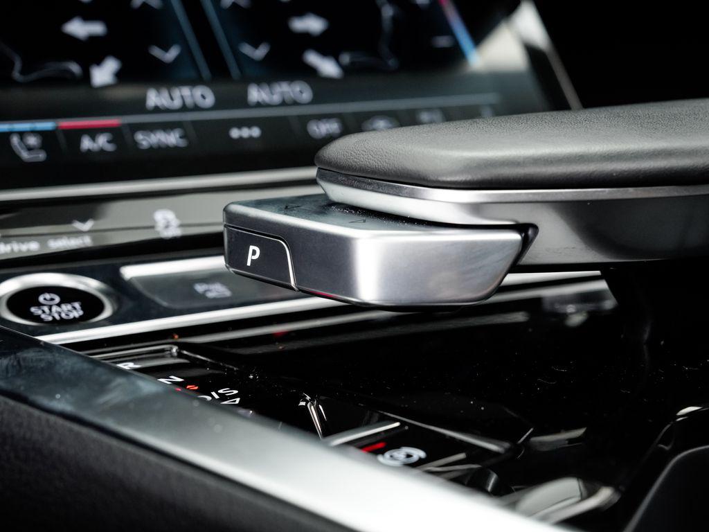 2024 AUDI Q8 E-TRON PREMIUM PLUS — миниатюра 18