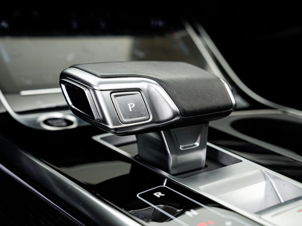 2023 AUDI Q8 55 PRESTIGE — миниатюра 19