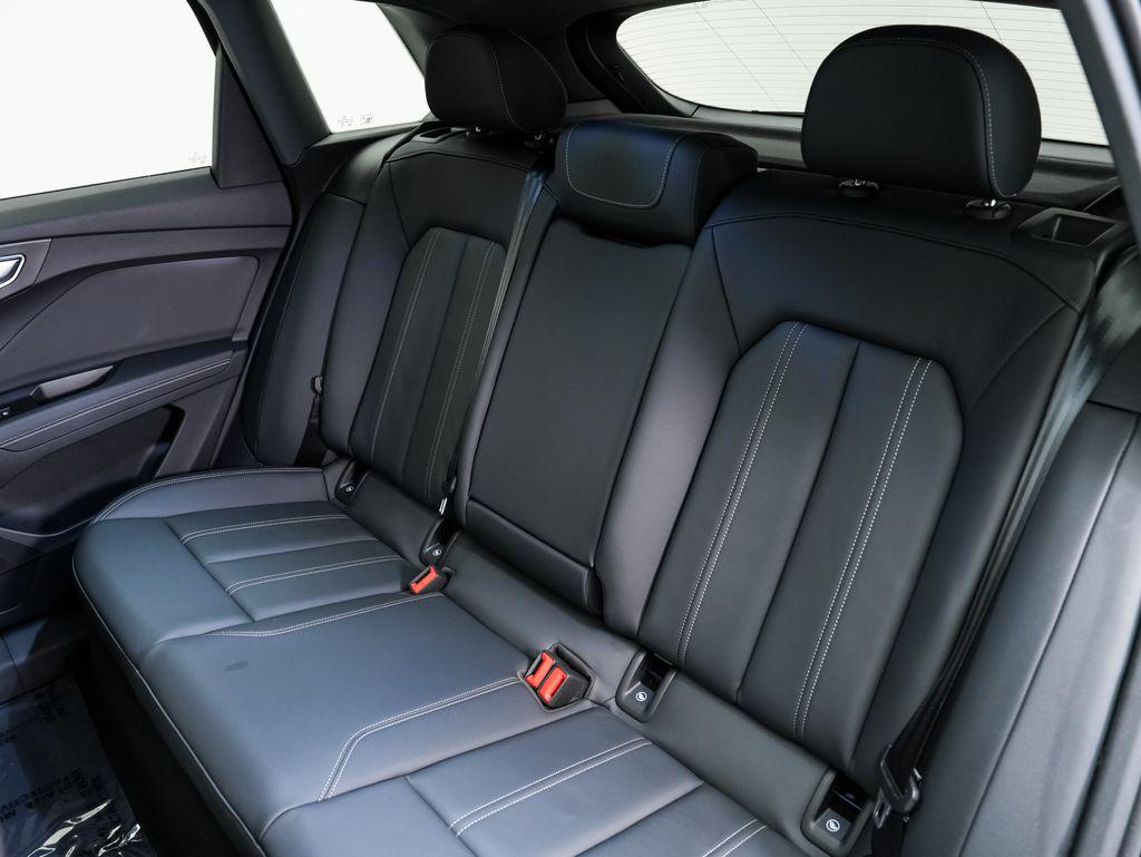 2023 AUDI Q4 E-TRON PREMIUM PLUS 40 RWD — миниатюра 23