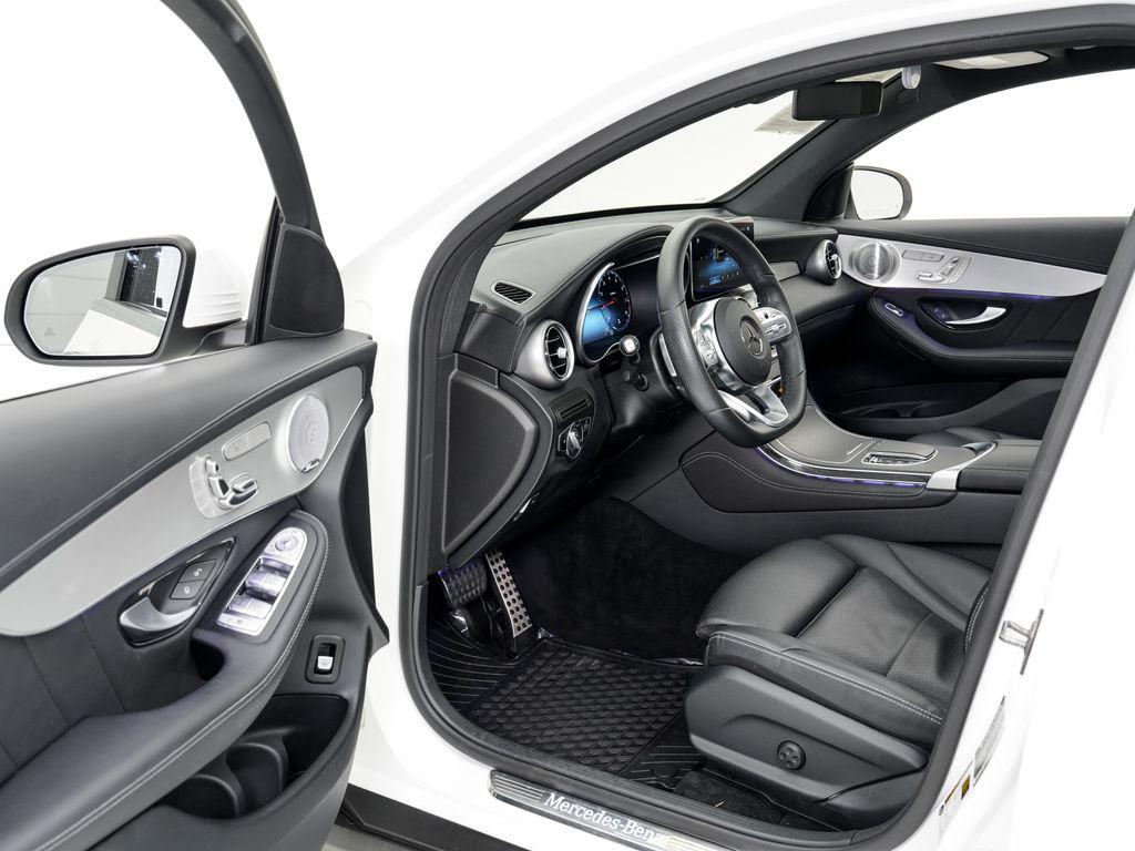 MERCEDES-BENZ GLC - 7