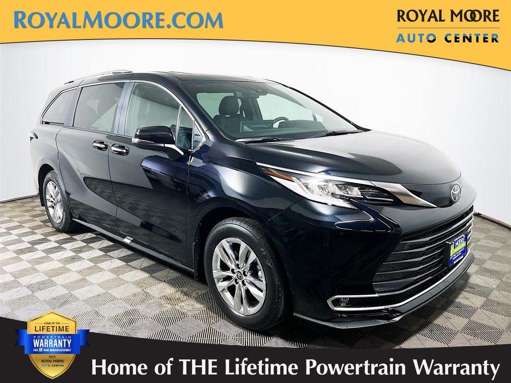 New 2026 Toyota Sienna Limited