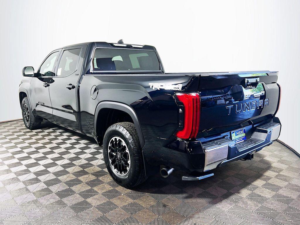 TOYOTA TUNDRA - 6