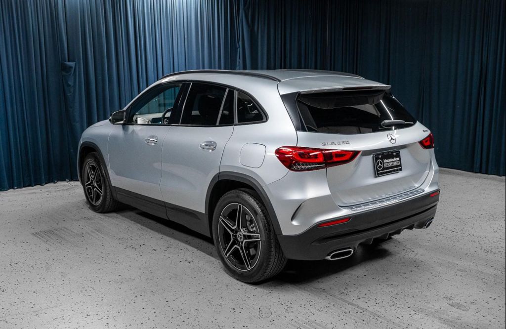 MERCEDES-BENZ GLA-CLASS - 9