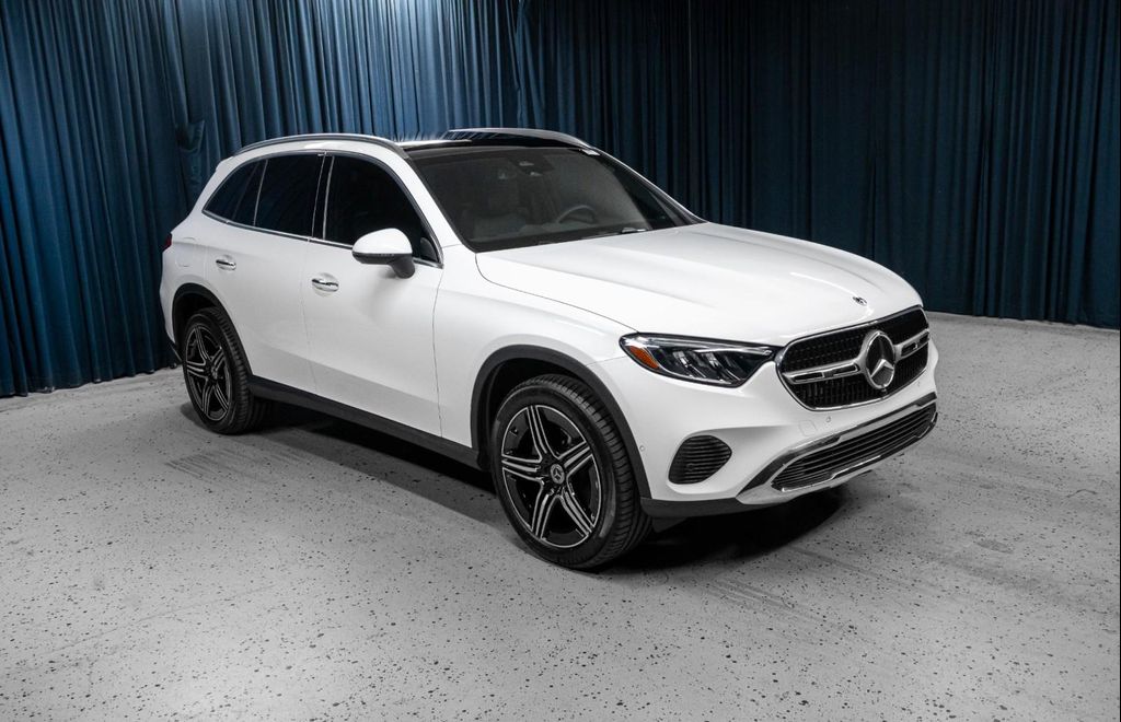 MERCEDES-BENZ GLC - 3