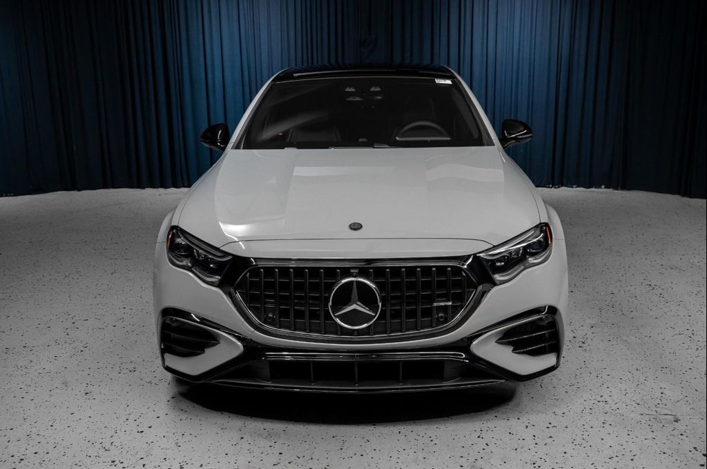 MERCEDES-BENZ E-CLASS - 2