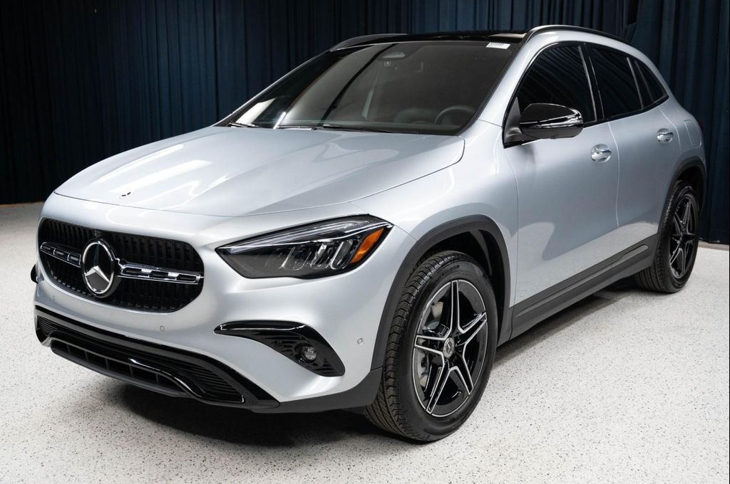 New 2026 Mercedes-Benz GLA 250 Base