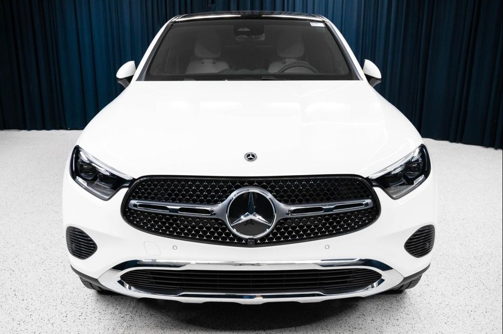 صورة 2 لـ 2026 Mercedes-BENZ GLC