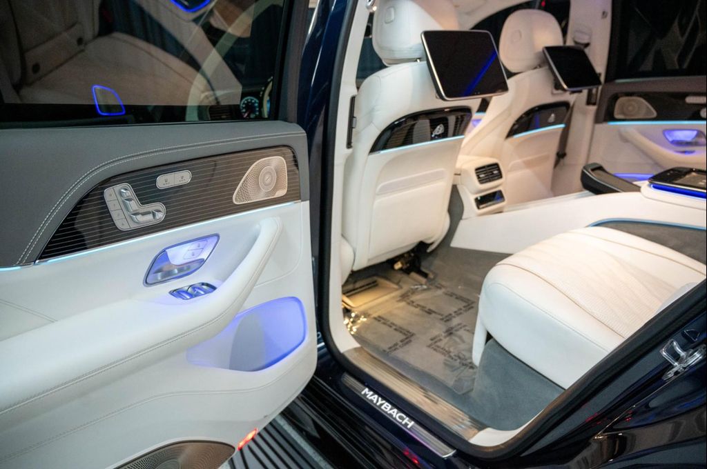 2024 Mercedes-BENZ GLS MAYBACH — миниатюра 19