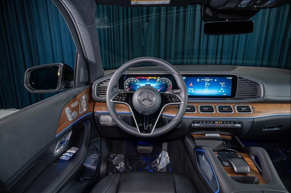 2026 Mercedes-BENZ GLE 缩略图 14