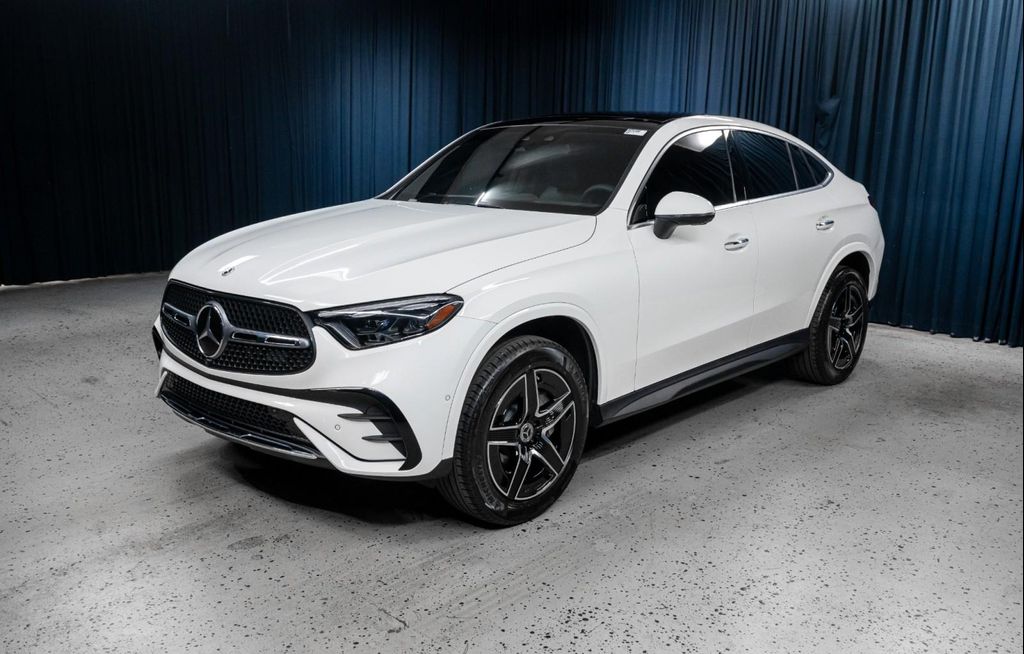 New 2026 Mercedes-Benz GLC 300 4MATIC Coupe