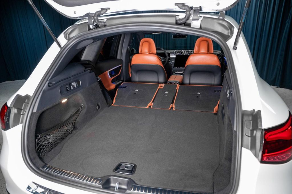 MERCEDES-BENZ GLC - 8