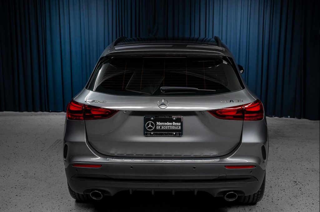 MERCEDES-BENZ GLA-CLASS AMG - 8