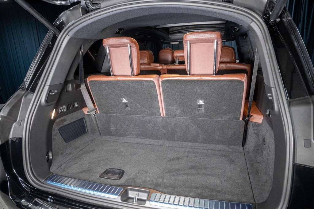 MERCEDES-BENZ GLS - 6