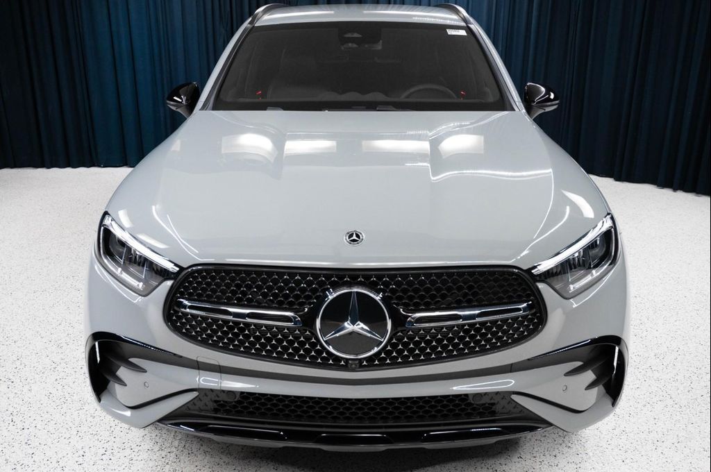 صورة 2 لـ 2026 Mercedes-BENZ GLC