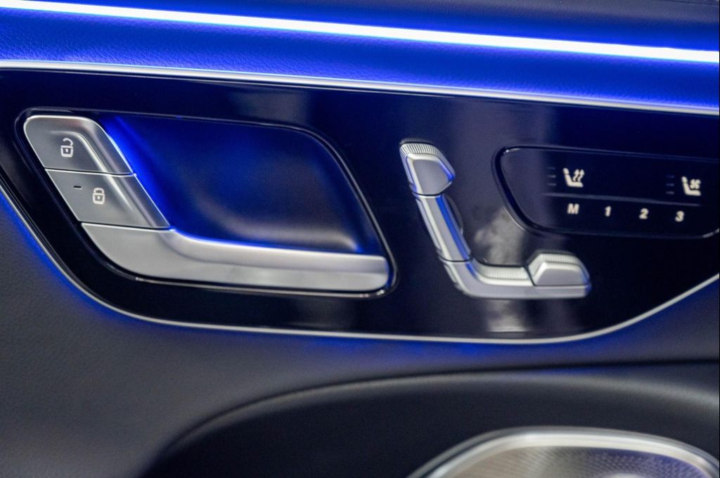 2026 Mercedes-BENZ E-CLASS 缩略图 18