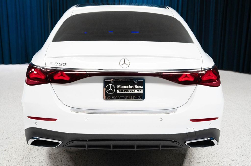صورة 6 لـ 2026 Mercedes-BENZ E-CLASS