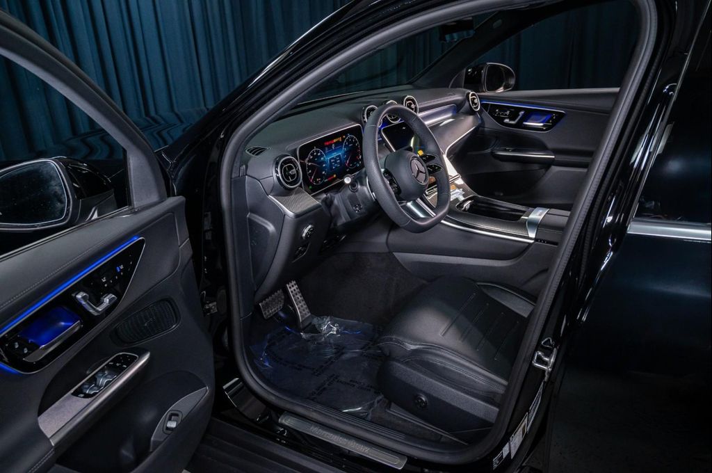 MERCEDES-BENZ GLC - 6