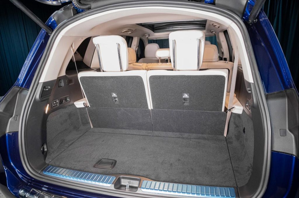 MERCEDES-BENZ GLS - 6