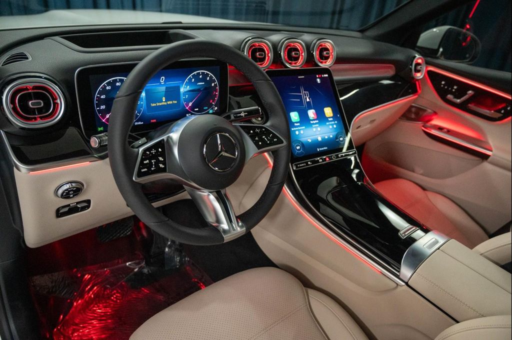 صورة مصغرة 16 لـ 2026 Mercedes-BENZ GLC
